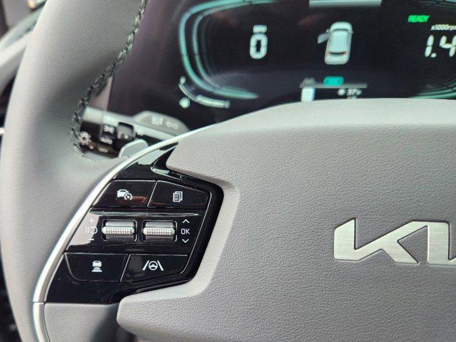 2025 Kia Niro EX Touring