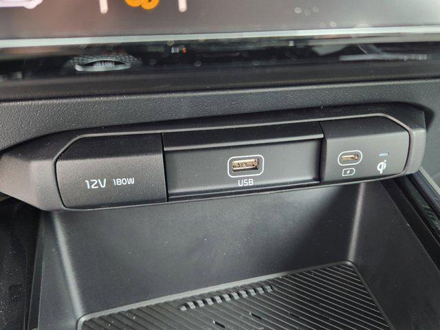 2025 Kia Niro EX Touring