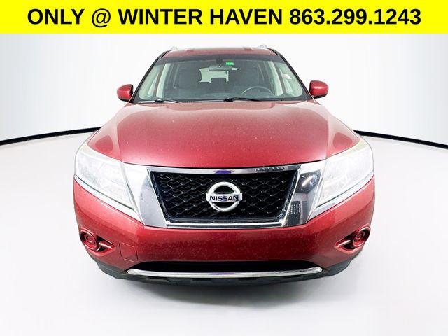2016 Nissan Pathfinder SV