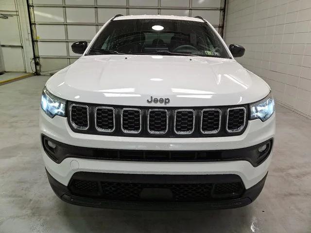 2024 Jeep Compass Latitude Lux FWD