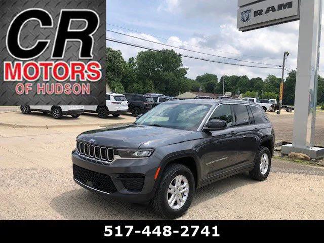 2022 Jeep Grand Cherokee Laredo 4x4 2022 Jeep Grand Cherokee Laredo 4x4
