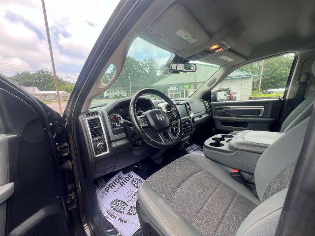2017 Ram 1500 Big Horn Crew Cab 4x4 64 Box