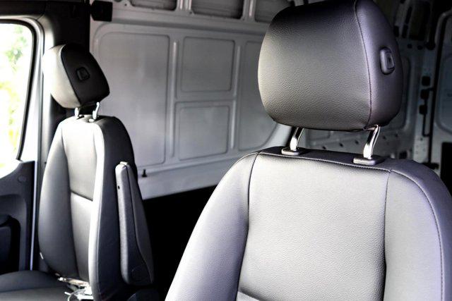 2025 Mercedes-Benz Sprinter 2500 Standard Roof 4-Cyl Diesel