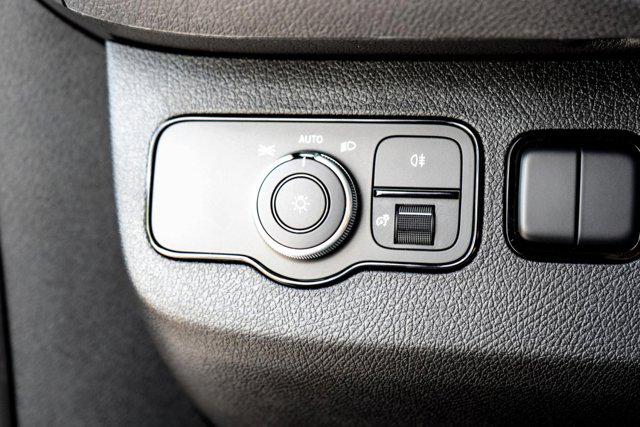 2025 Mercedes-Benz Sprinter 2500 Standard Roof 4-Cyl Diesel
