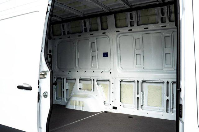 2025 Mercedes-Benz Sprinter 2500 Standard Roof 4-Cyl Diesel