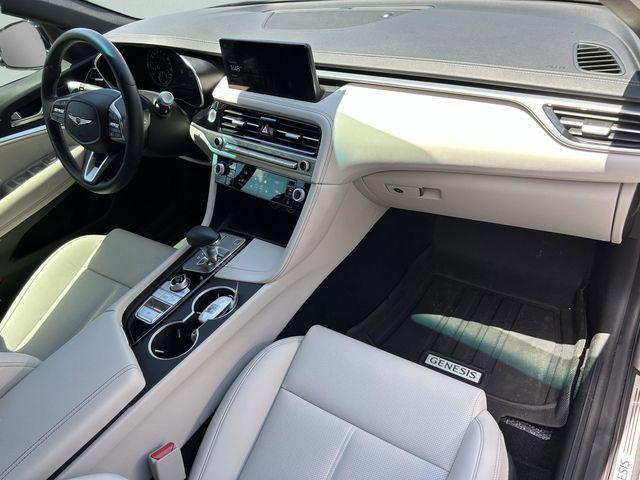 2025 Genesis G70 2.5T RWD