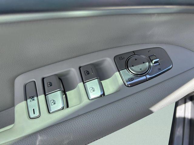 2025 Genesis G70 2.5T RWD