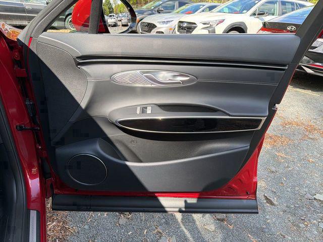 2025 Genesis GV70 2.5T AWD
