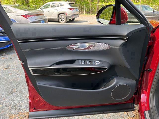 2025 Genesis GV70 2.5T AWD