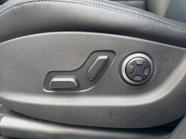 2025 Genesis GV70 2.5T AWD