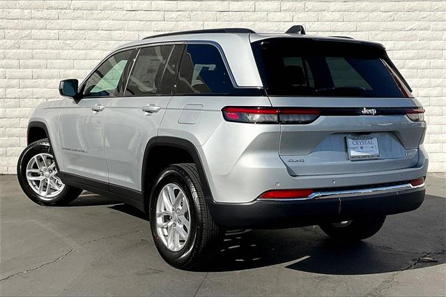 2025 Jeep Grand Cherokee GRAND CHEROKEE LAREDO X 4X4 2025 Jeep Grand Cherokee GRAND CHEROKEE LAREDO X 4X4