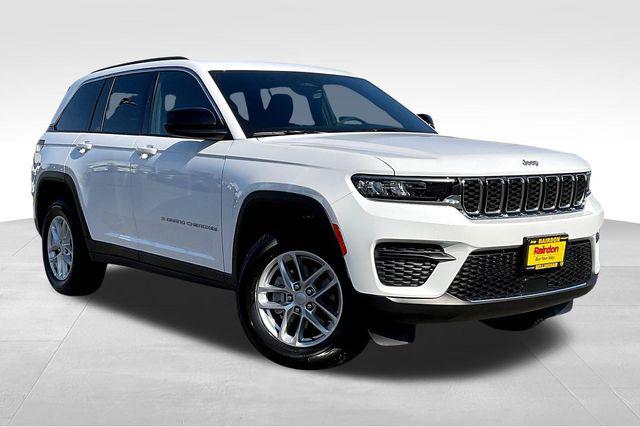 2025 Jeep Grand Cherokee GRAND CHEROKEE LAREDO X 4X4 2025 Jeep Grand Cherokee GRAND CHEROKEE LAREDO X 4X4