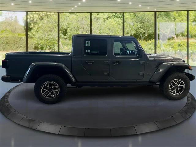 2025 Jeep Gladiator GLADIATOR RUBICON 4X4