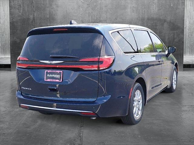 2025 Chrysler Pacifica PACIFICA SELECT