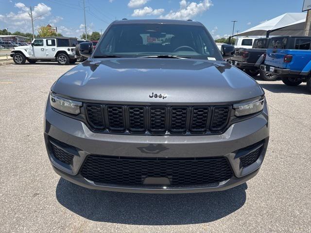 2025 Jeep Grand Cherokee GRAND CHEROKEE ALTITUDE 4X2