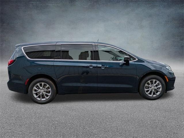2025 Chrysler Pacifica PACIFICA SELECT AWD