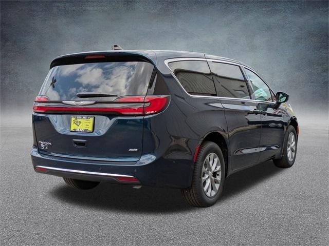 2025 Chrysler Pacifica PACIFICA SELECT AWD