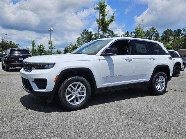 2025 Jeep Grand Cherokee GRAND CHEROKEE LAREDO X 4X2