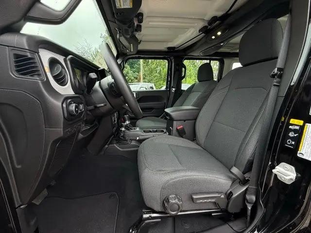 2025 Jeep Wrangler 4-Door Sport 4x4