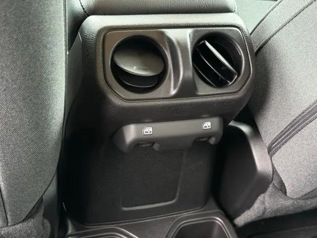 2025 Jeep Wrangler 4-Door Sport 4x4