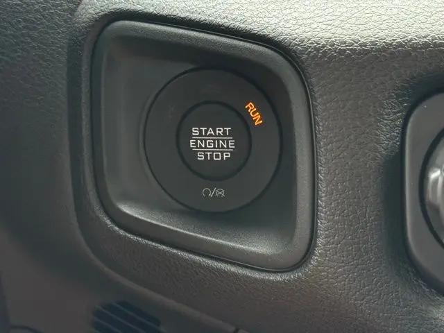 2025 Jeep Wrangler 4-Door Sport 4x4