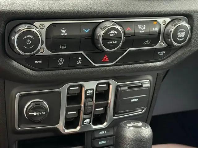 2025 Jeep Wrangler 4-Door Sport 4x4