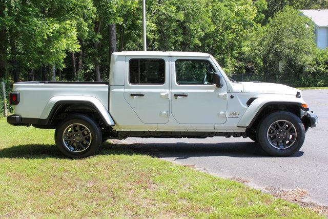2023 Jeep Gladiator Overland 4x4