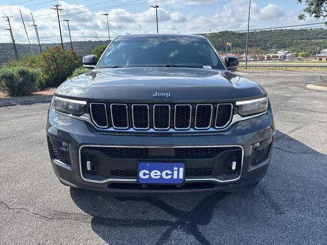 2022 Jeep Grand Cherokee L Overland 4x4