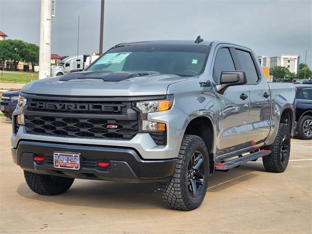 2024 Chevrolet Silverado 1500 4WD Crew Cab Short Bed Custom Trail Boss