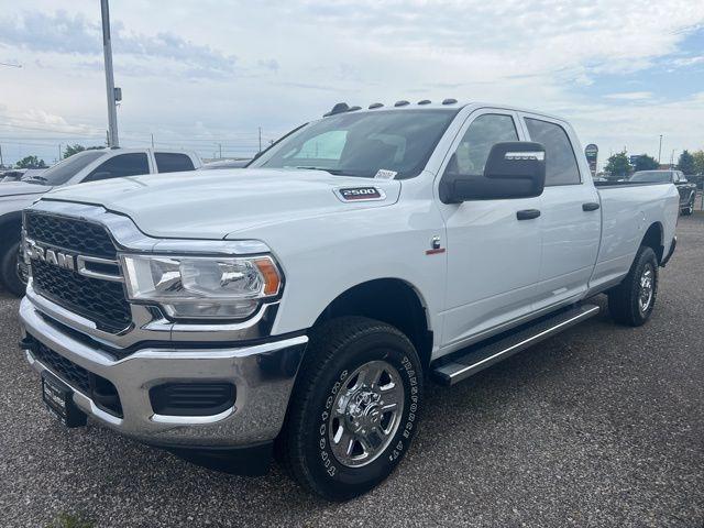 2024 RAM Ram 2500 RAM 2500 TRADESMAN CREW CAB 4X4 8 BOX