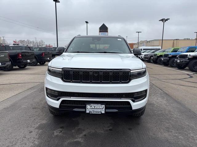 2024 Wagoneer Grand Wagoneer Series III Obsidian 4x4 2024 Wagoneer Grand Wagoneer Series III Obsidian 4x4