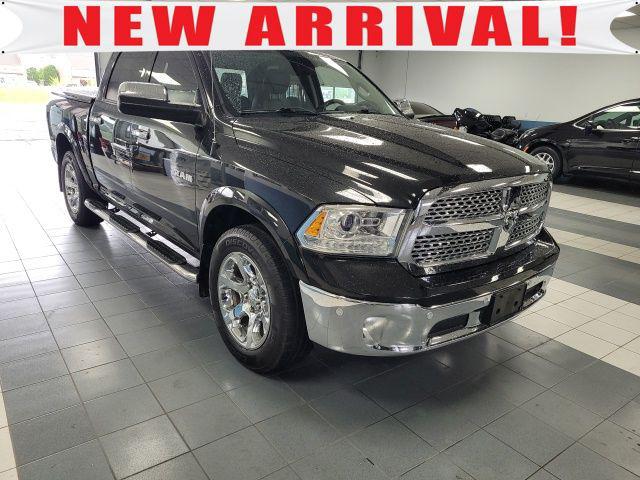 2017 RAM 1500 Laramie Crew Cab 4x4 57 Box