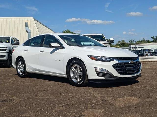 2021 Chevrolet Malibu FWD 1FL