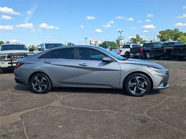 2023 Hyundai Elantra Hybrid Limited
