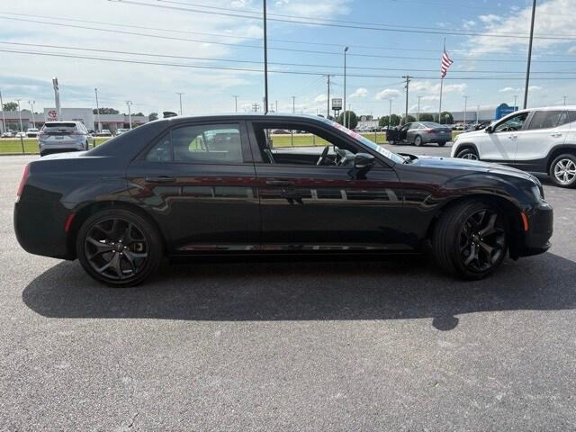 2022 Chrysler 300 S