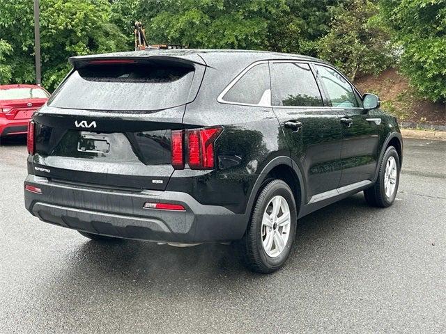 2023 Kia Sorento LX