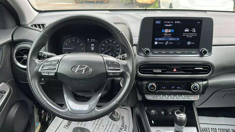 2022 Hyundai Kona SEL