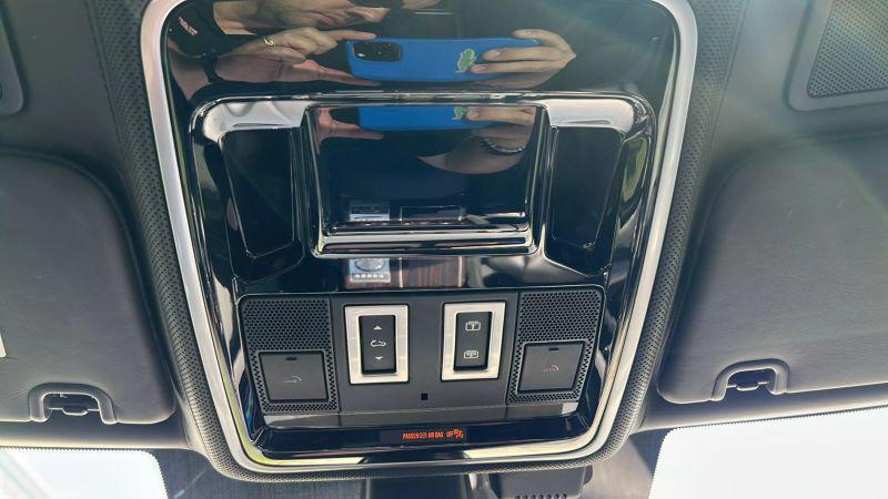 2016 Land Rover Range Rover 5.0L V8 Supercharged SV Autobiography
