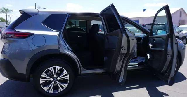 2023 Nissan Rogue SV FWD