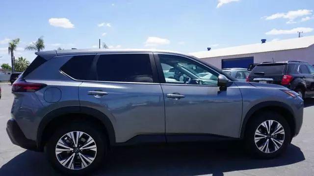 2023 Nissan Rogue SV FWD