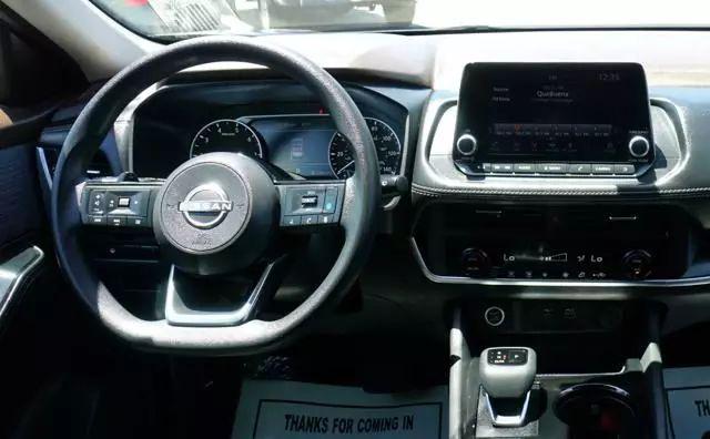 2023 Nissan Rogue SV FWD