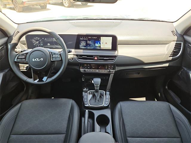2025 Kia Seltos EX