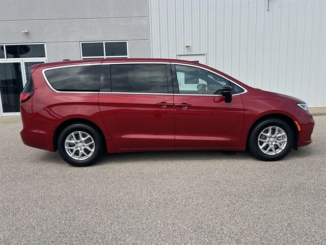 2025 Chrysler Pacifica PACIFICA SELECT