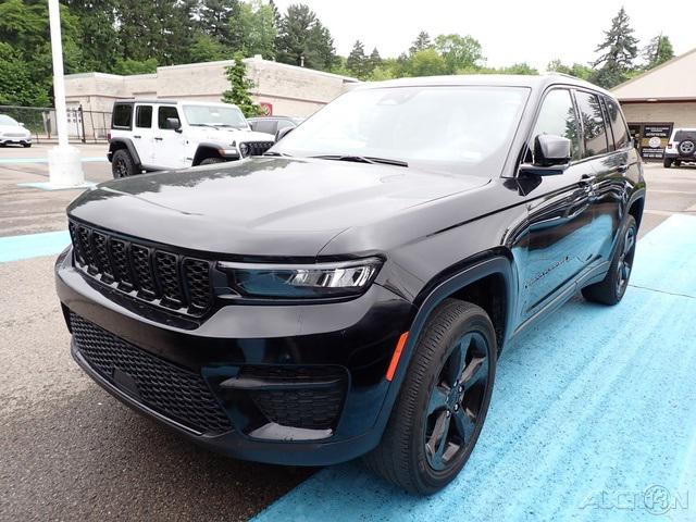 2023 Jeep Grand Cherokee Altitude 4x4
