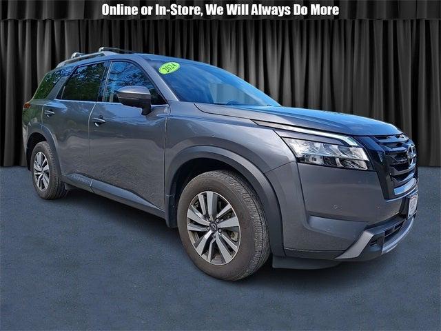 2024 Nissan Pathfinder SL 4WD