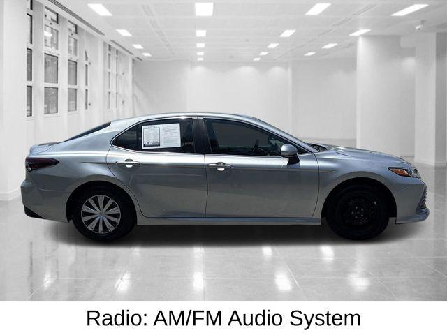 2022 Toyota Camry LE Hybrid