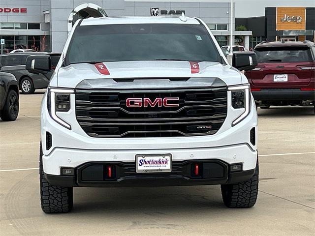 2024 GMC Sierra 1500 4WD Crew Cab Short Box AT4