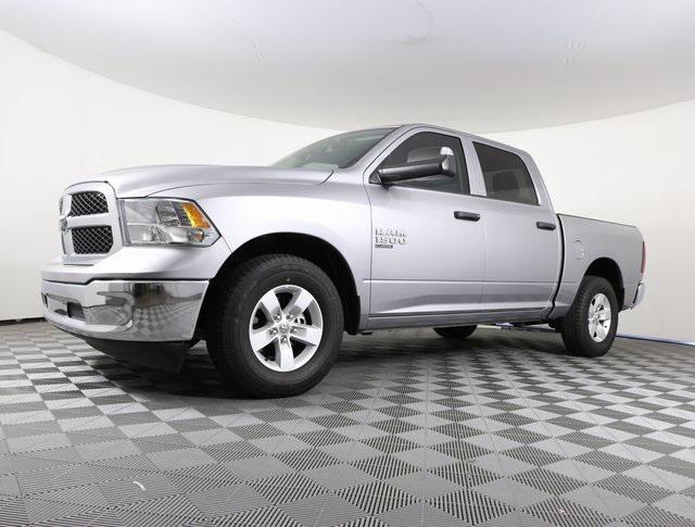 2023 RAM 1500 Classic SLT Crew Cab 4x2 57 Box