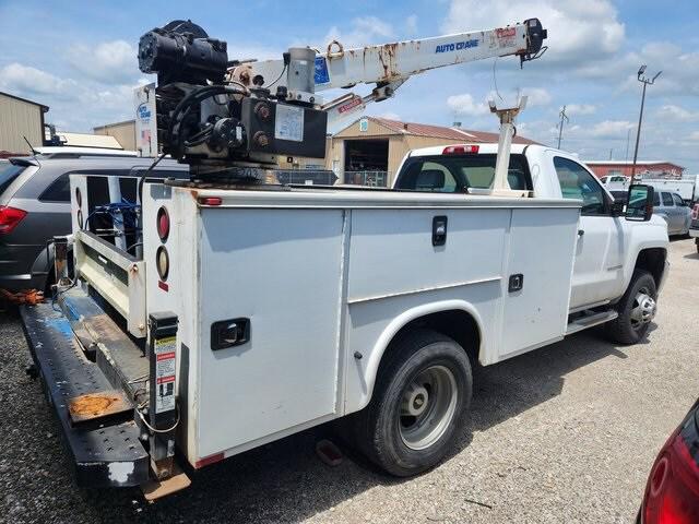 2016 Chevrolet Silverado 3500HD Chassis WT