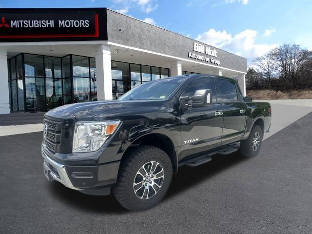 2021 Nissan Titan Crew Cab SV 4x4
